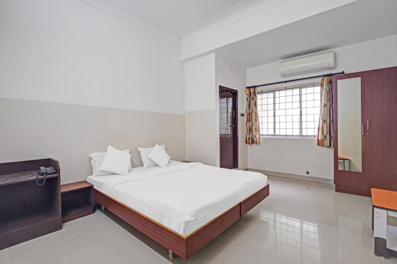 Chennai Guest House Bagian luar foto